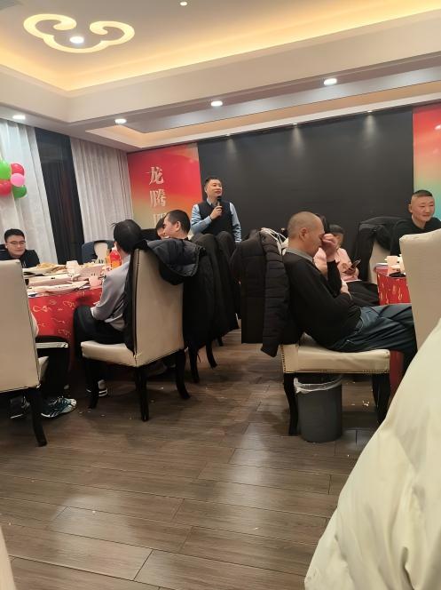 イリダの 20 周年を祝う